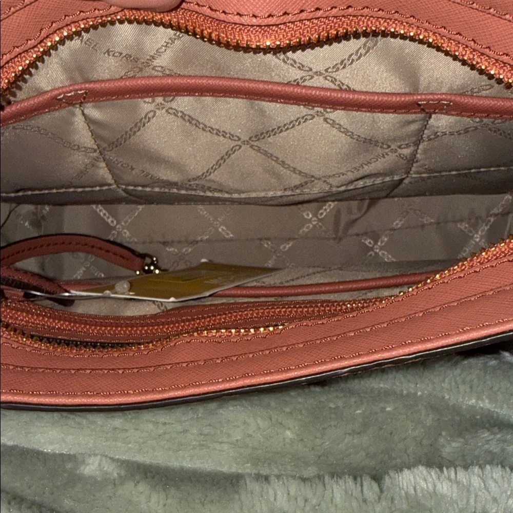 NWT! Michael Kors Jet Set Travel Large Messenger Leather Crossbody Bag - Picture 7 of 13